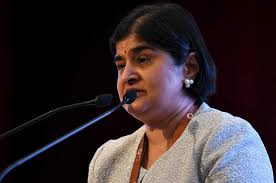 Ambiga slams Anwar's 'green light' for ministers to 'bring in family'