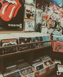 Explore tumblr posts and blogs tagged as #vinyl record aesthetic with no restrictions, modern design and the best. Pin On R E T R O