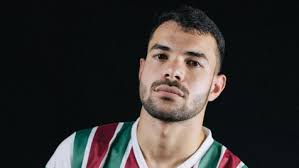 E. Amadora empresta médio Daniel Cabral aos brasileiros do Remo