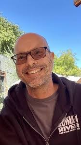 Chris Eisner's Instagram, Twitter & Facebook