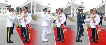 Pengambilan kedua universiti awam ambilan 2021/2022 dijangka dibuka pada bulan november 2020. Pengambilan Pegawai Kadet Graduan 2019 Buku Kerjaya Tudm Facebook