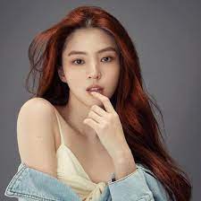 She has starred as a main cast in the korean television series money flower (2017), 100 days my prince (2018) and the supporting role in abyss. Han So Hee Lovers Home Facebook