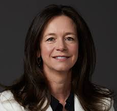 Kerry Shannon's Instagram, Twitter & Facebook