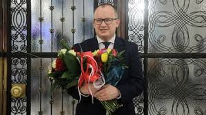 Za kandydaturą staroń opowiedziało się 231 posłów, a jej kontrkandydata marcina wiącka poparło 222 posłów. Lidia Staron Kandydatka Pis Na Rzecznika Praw Obywatelskich Polsat News