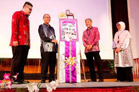 For your search query merah membara semangat waja karaoke mp3 we have found 1000000 songs matching your query but showing only top 10 results. Masagos Asatizah Perlu Miliki Semangat Waja Banteras Ajaran Ekstrem Berita Setempat Beritaharian Sg