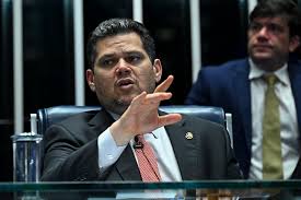 Partido Novo vai acionar o Conselho de Ética contra Alcolumbre
