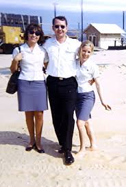 Pan Am Stewardess In 1960s This Might Be A Photo Of A Craf Pan Am Crew They Were Used By The Military To Trans Pan Am Stewardess Pan Am Pan