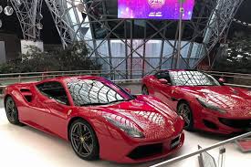 Это крупнейший крытый тематический парк мира, площадью 86 тыс. Park Razvlechenij Ferrari World V Oae