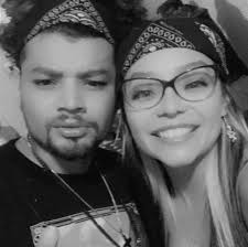 Gracie Woods and Roberto Beraza JR's Wedding Website