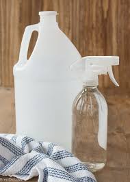 Vinegar to clean coffee makers the use of vinegar to clean coffee machines is prevalent, understanding it as a solution to remove oxides or remains of burns on the outside. The Ultimate Guide To Cleaning With Vinegar Green Cleaners 101 Bren Did