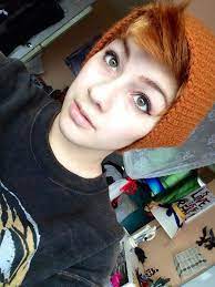 Cute Beanie Style Something I Can Pull Off L Hat Hairstyles Beanie Hairstyles Short Hair Styles