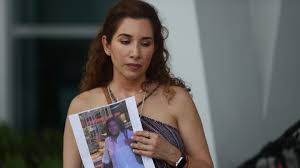 A miami condo building partially collapsed overnight, destroying a majority of the units and leaving many feared dead. Ea6qgzicqxjakm