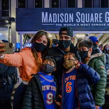 The knicks escaped msg with an even series. Nfgqaziatx2jfm