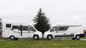 Auvent tunnel indépendant pour fourgons aménagés et petit camping cars, pour tout véhicule jusqu'à 2.20 m de hauteur. Fourgon Ou Camping Car Les Avis Des Utilisateurs Van Life Magazine