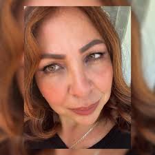 SÓLO LA PUNTITA” Dicen que esa frase es algo que ni los hombres ni las  estilistas entienden 🤣💇🏻‍♀️🍆