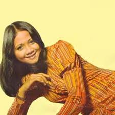 Koleksi lagu raya evergreen terbaik. Lagu Raya Suasana Riang Di Hari Raya Junainah M Amin Last Fm