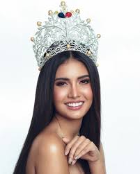 Rabiya tells tita lavinia that she was in highschool when shamcey won and she admired the current miss universe philippines pageant director for her intelligence. A8c2me9qp Lezm