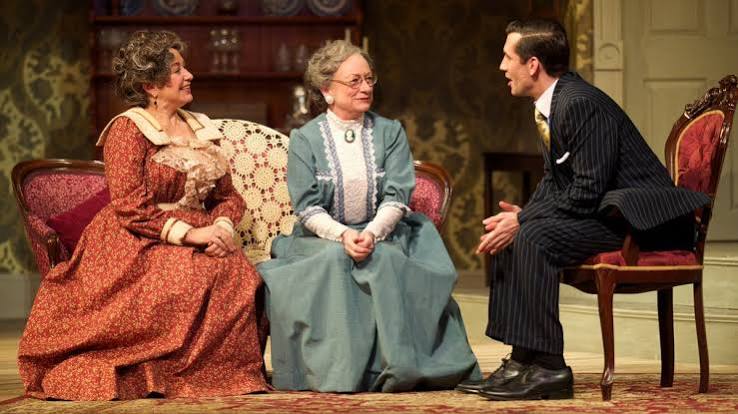 Review: When 'Arsenic and Old Lace' is a potent mix - WHYY