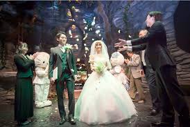 Our hello kitty wedding would, of course, include a minimum of at least one hello kitty wedding dress (it's common for the bride in japan to change into three or four different dresses during the. Celebrate Your Wedding With Hello Kitty At Japan S Sanrio Puroland Amusement Park Soranews24 Japan News