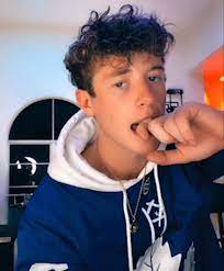 Pin By Curly On Dream La Bachelorette Contestants Cute Boys Handsome Boys