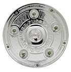 While the original trophy has only the champions from 1903 to 1944 engraved the new one list all the german champions since 1903 and had to be enlarged on occasion. Trophies Replica