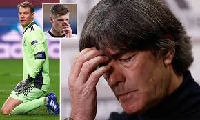Als spieler war er für den sc freiburg in der 2. Germany Boss Joachim Low Labels Embarrassing Six Goal Thumping At The Hands Of Spain A Black Day Daily Mail Online