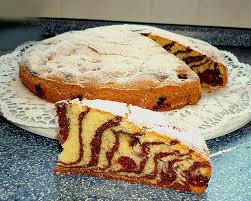 Zebrakuchen Mit Kirschen Laktosefrei Von Ninnifee Chefkoch Rezept Zebrakuchen Kuchen Rezepte Einfach Laktosefreier Kuchen