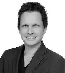 Brian Winn's Instagram, Twitter & Facebook