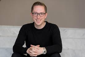 Kristian tonning riise (born 27 october 1988) is a norwegian politician. Kristian Tonning Riise Danket Ut Gunnar Gundersen Nationen