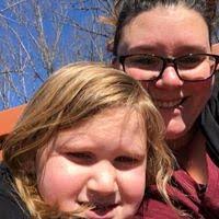 Kelly Krick's Instagram, Twitter & Facebook