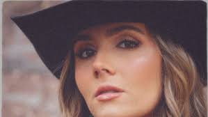 Alyssa Flaherty Releases New Song 'Broken By You'