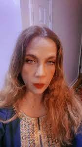 Debbie Shah's Instagram, Twitter & Facebook