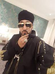 Listen and download to an exclusive collection of manj musik ringtones for free to personalize your iphone or android device. Manj Musik Music Composer Hd Pictures Wallpapers Whatsapp Images
