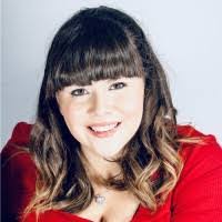 Lucy Toth's Instagram, Twitter & Facebook