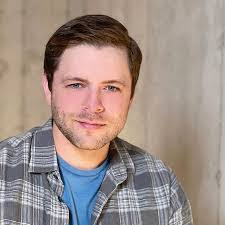 Alex Pepper's Instagram, Twitter & Facebook