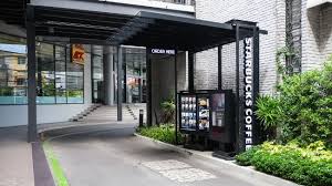 Starbucks Drive Thru Bank Design Cafe Shop Design Coffee Shop Design
