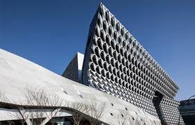 Architecture firm morphosis has designed a building with slanted walls for the headquarters of athletic clothing brand lululemon in vancouver , canada. Morphosis Architects è°·å¾·è®¾è®¡ç½'