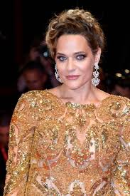 Ho voglia di te, alongside riccardo scamarcio, and paolo sorrentino's third movie the family. Laura Chiatti Hawtcelebs
