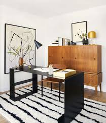 According to thompson, great decorations fall into 2 categories: Boast Your Work Creativity By Upgrading Your Home Office Decoration