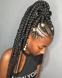 The style involves braiding thin to medium plaits in rows along the sides of the head while leaving a central twist at the crown. 19 Hottest Ghana Braids Ideas For 2021
