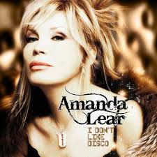 Amanda lear, 82 anni, ha presentato il nuovo fidanzato ai follower su instagram condividendo un romantico scatto di. Amanda Lear Reinelear Twitter