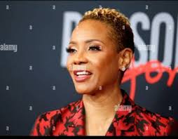 What are some notable female RnB songwriters?