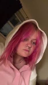 Tiffany Crooks's Instagram, Twitter & Facebook