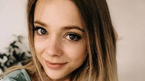 Karim el kammouchi ist 1988 im schönen münchen geboren. Ging Ziemlich Schnell Anne Wunsche Offen Uber Neuen Freund Promiflash De