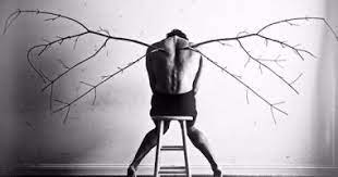 بالصور لو حاولنا نصور الاكتئاب هيطلع شكله إيه 4 مصورين حاولوا تجسيده اليوم السابع