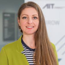 Lecturers ⇽ 12th International DHC+ Summer School