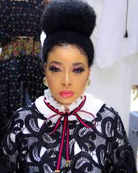 Lizzy anjorin the movie thespian has been in the. Lizzy Anjorin Sizzles In Shimmery Pink Smokey Eye Makeup