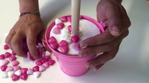 Prendete una pentola capiente e mettete un po' di acqua. Albero Con Trecce Di Marshmallow Composizione Youtube