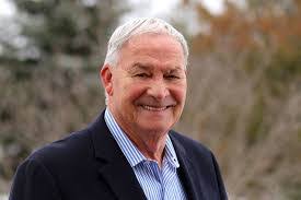 Amy Larry's Instagram, Twitter & Facebook