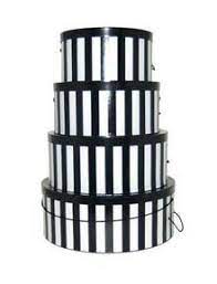 Hatboxes Large Set Of Two Hatboxes 16 And 12 Top Hatbox And Third From Top Hatbox In The Image Choose Yo Hat Boxes Black White Stripes Black And White